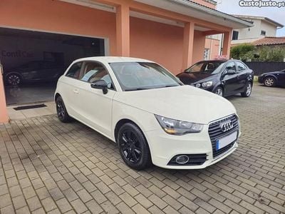 Usado Audi A1 Attraction 86 HP (63 kW) 2014 Branco Citadino