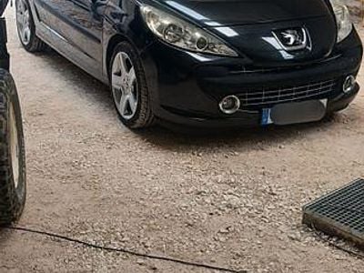 Usado 2007 Peugeot 207 CC Cabrios | € 7.250 (Preço elevado)