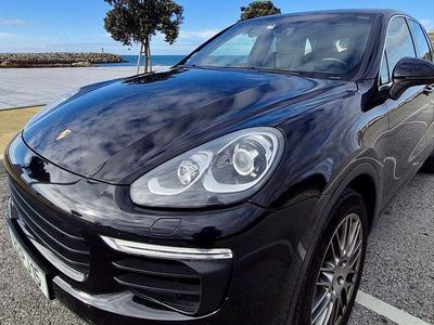 Usado 2015 Porsche Cayenne SUV | € 36.990