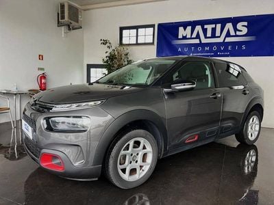 Usado Citroën C4 Cactus 110 HP (80 kW) 2019 Cinzento Citadino