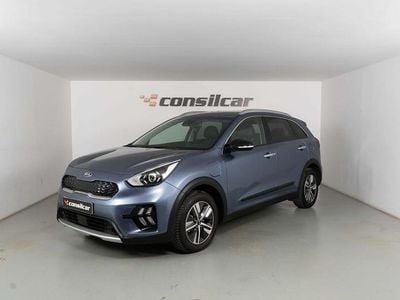 Usado Kia Niro Urban 141 HP (103 kW) 2021 Azul escuro SUV