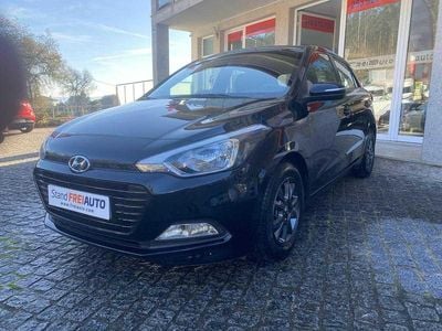 Usado Hyundai i20 100 HP (73 kW) 2017 Preto Citadino