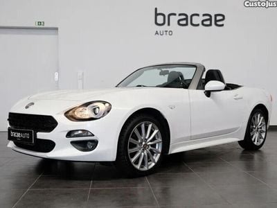 Branco Usado 2017 Fiat 124 Spider Cabrios | € 19.900