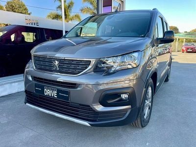 Cinza Usado 2023 Peugeot e-Rifter Allure Monovolume | € 24.900