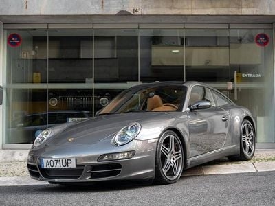 Usado Porsche 911 355 HP (261 kW) 2006 Cinzento