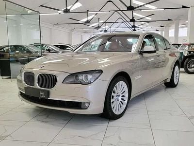 Usado BMW 730 245 HP (180 kW) 2009 Cinza antracite Sedan