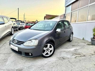 Cinzento Usado 2004 VW Golf IV Citadino | € 6.990