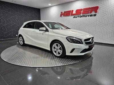 Branco Usado 2018 Mercedes A180 | € 20.500 (Preço justo)