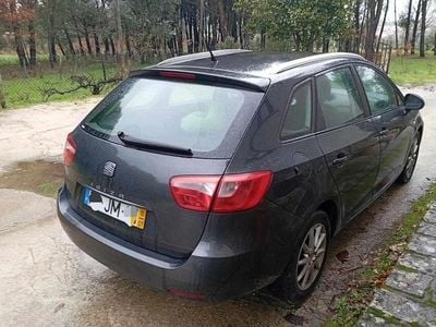Usado Seat Ibiza 90 HP (66 kW) 2010 Cinzento Citadino