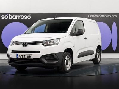 Usado Toyota Proace 102 HP (75 kW) 2021 Branco Monovolume