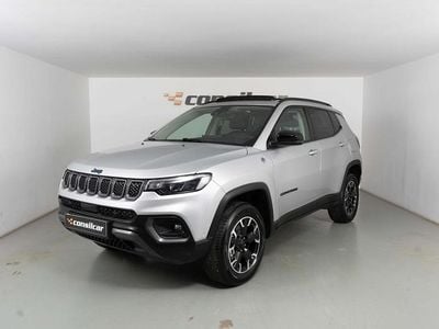 Cinza prata Usado 2022 Jeep Compass Trailhawk SUV | € 24.980 (Preço justo)
