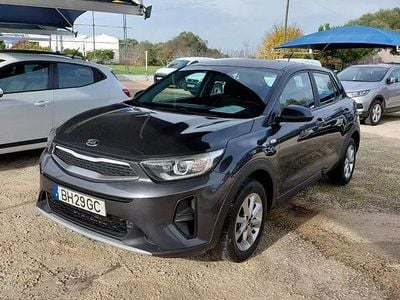 Cinza Usado 2018 Kia Stonic EX SUV | € 15.900 (Caro)