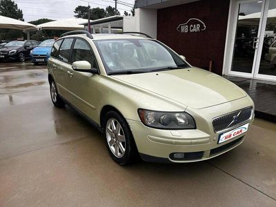 Usado Volvo V50 136 HP (100 kW) 2006 Verde Carrinha