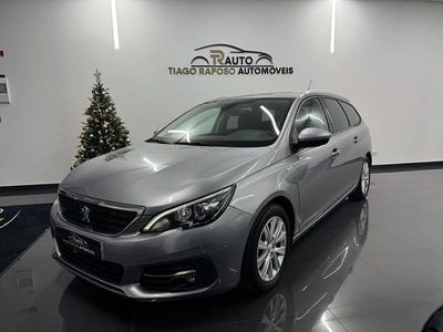 Cinza Usado 2020 Peugeot 308 Style Carrinha | € 13.900 (Preço justo)