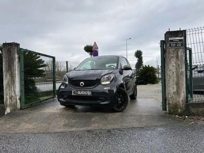 Usado Smart ForTwo Coupé Passion 90 HP (66 kW) 2017 Azul Coupé