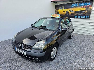 Renault Clio II