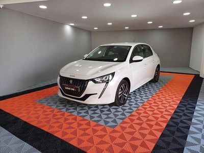 Branco Usado 2020 Peugeot 208 Allure Citadino | € 18.990