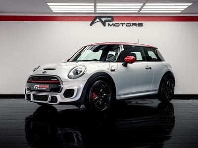 Cinzento Usado 2015 Mini Cooper Citadino | € 19.999
