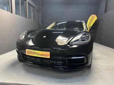 Porsche Panamera 4