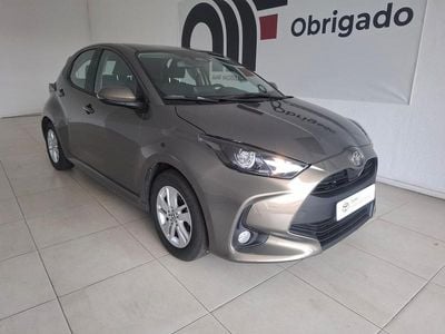 Usado Toyota Yaris Hybrid Comfort 115 HP (84 kW) 2024 Outro