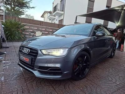 Usado Audi S3 300 HP (220 kW) 2014 Cinza antracite Sedan
