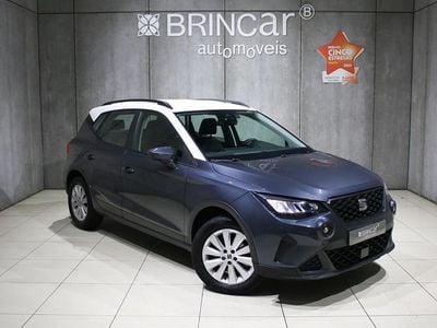 Usado Seat Arona Style 110 HP (80 kW) 2023 Cinza SUV