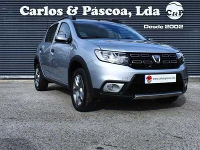 Usado Dacia Sandero Stepway 95 HP (69 kW) 2021 Cinzento Citadino