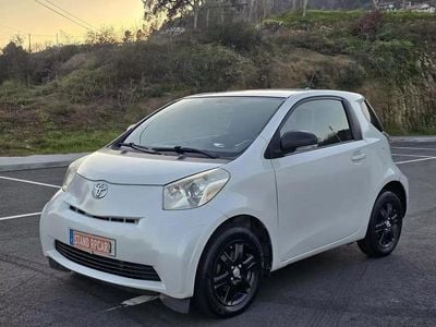 Usado Toyota iQ 90 HP (66 kW) 2009 Branco Citadino