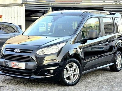 Usado Ford Tourneo Connect 120 HP (88 kW) 2015 Monovolume