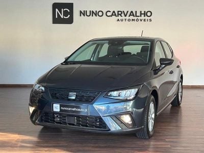 Cinza Usado 2023 Seat Ibiza Style | € 14.450 (Bom preço)