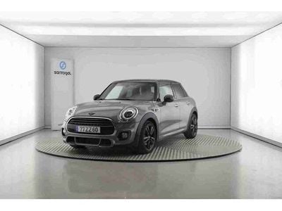 Cinzento Usado 2020 Mini Cooper D Citadino | € 24.990 (Preço elevado)