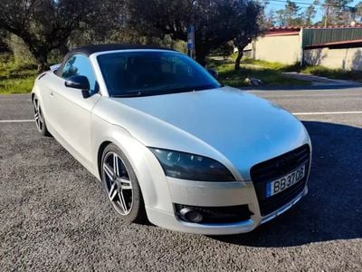 Cinza prata Usado 2007 Audi TT Roadster Cabrios | € 13.500