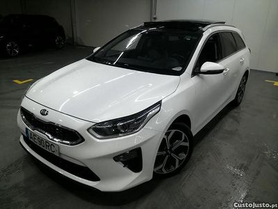 Usado Kia Ceed Sportswagon 136 HP (100 kW) 2020 Branco Carrinha
