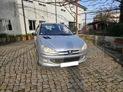 Usado Peugeot 206 109 HP (80 kW) 2004 Cinzento Carrinha