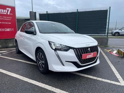 Branco Usado 2023 Peugeot 208 Active Citadino | € 13.800 (Bom preço)