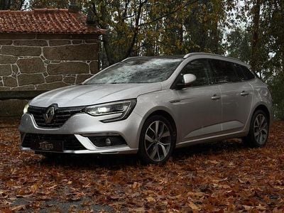 Usado Renault Mégane IV 130 HP (95 kW) 2018 Sedan