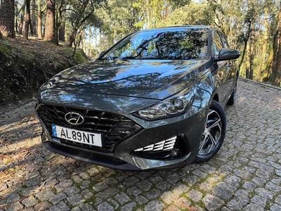 Usado Hyundai i30 116 HP (85 kW) 2021 Cinzento
