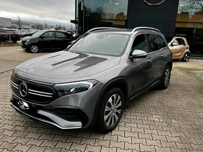 Cinzento Usado 2023 Mercedes EQB350 Progressive SUV | € 38.000 (Preço justo)