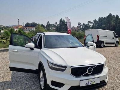Usado Volvo XC40 150 HP (110 kW) 2019 Branco SUV