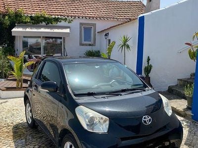 Toyota iQ