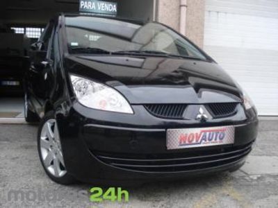 usado Mitsubishi Colt 1.1 CZ3 C/ Extras - 3 portas