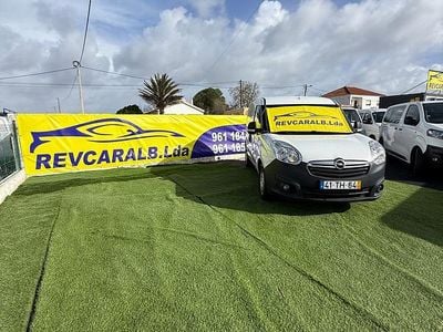 Usado Opel Combo S 120 HP (88 kW) 2017 Branco Monovolume