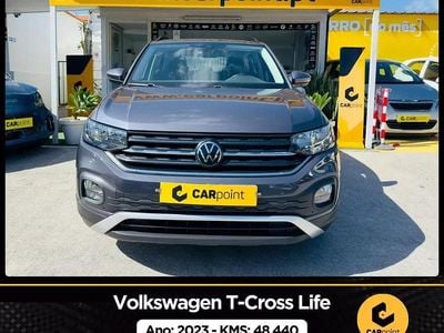Usado VW T-Cross Life 95 HP (69 kW) 2023 Cinzento SUV