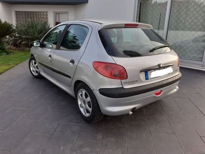 usado Peugeot 206 1.1 impecável