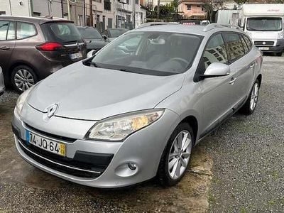 Cinzento Usado 2010 Renault Mégane GrandTour Carrinha | € 5.850 (Preço justo)