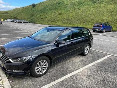 Usado VW Passat 150 HP (110 kW) 2018 Preto Carrinha