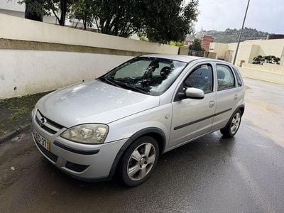 Usado Opel Corsa 70 HP (51 kW) 2005 Citadino