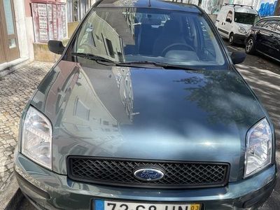 usado Ford Fusion em bom estado