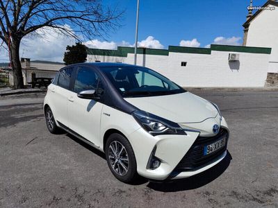 usado Toyota Yaris Hybrid 