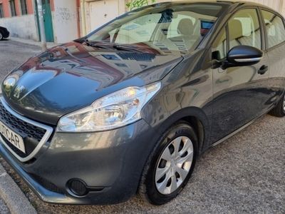 usado Peugeot 208 1.2 82cv